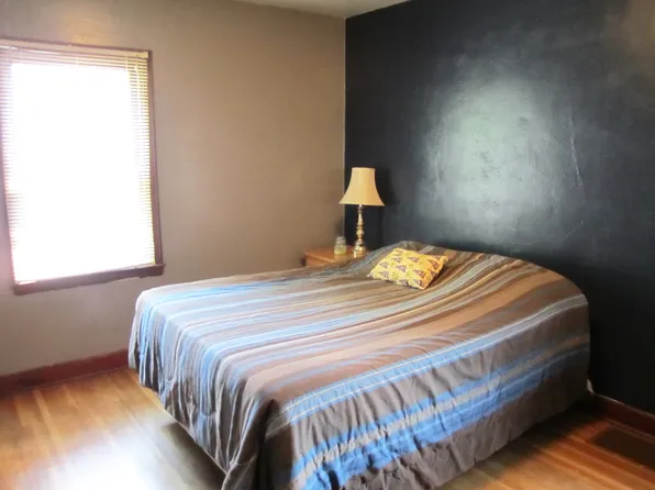 417 W 8th St, Wayne, NE 68787