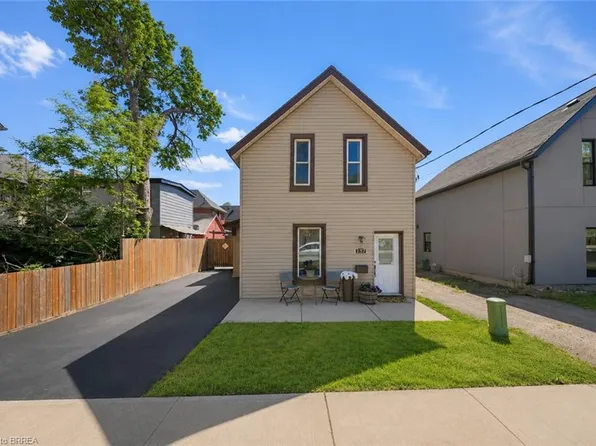 137 Brock St, Brantford, ON N3S 5V8
