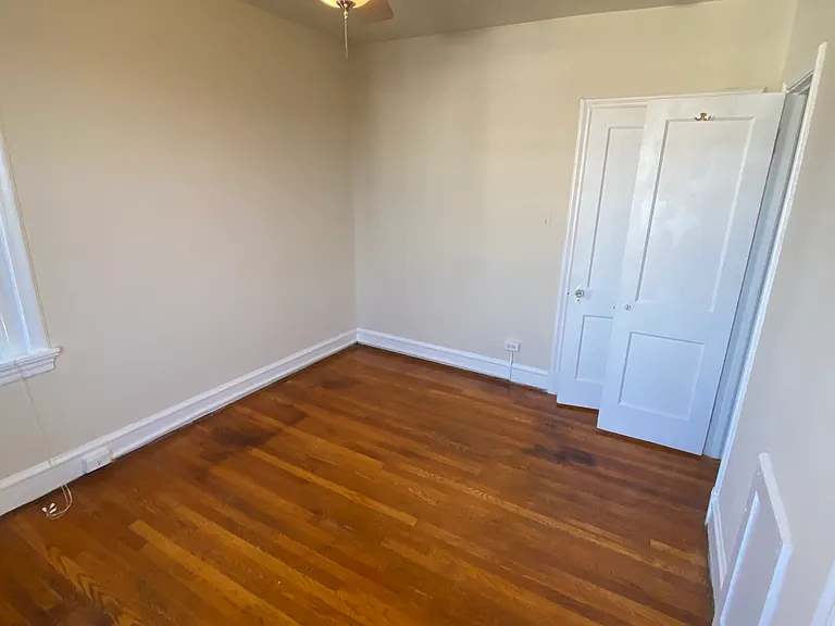 3426 W Grace St #9 — Photo 20