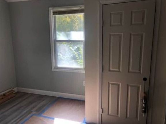 2nd image of 4019 Olive St
