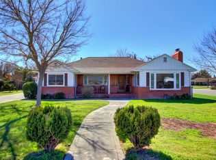 785 W A St, Dixon, CA