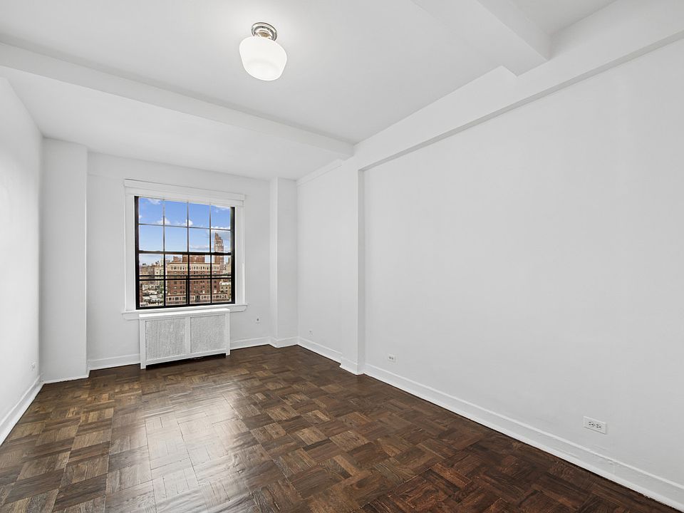 1st image of 160 W 71st St APT 17E