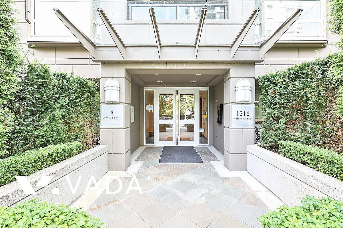 Building Photo - 1316 W 11th Ave #602
