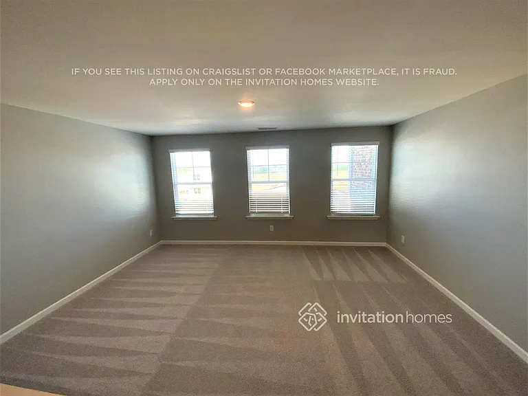 345 Amsterdam Way #257 — Photo 6