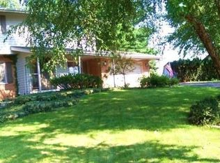 61 Ski Hill Rd, Portage, IN 46368