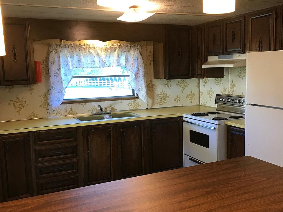 1st image of 16 Summit St