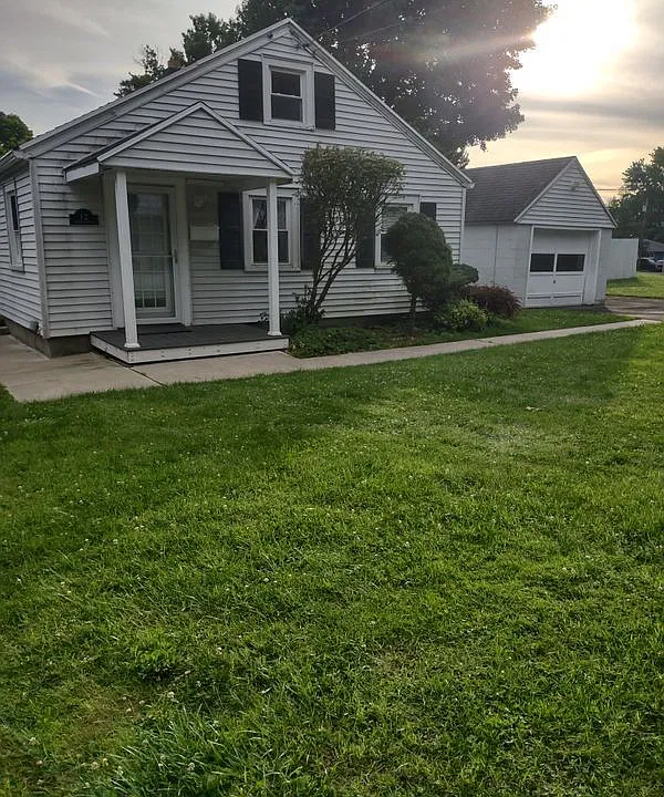 12 Ferro Ave #1