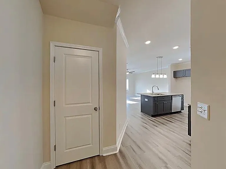61 Dewey Rd — Photo 2