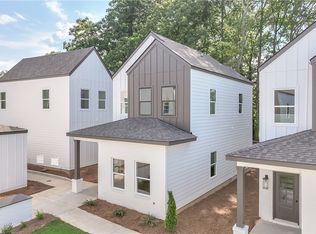 641 Mary Brooks Dr #801, Auburn, AL 36830