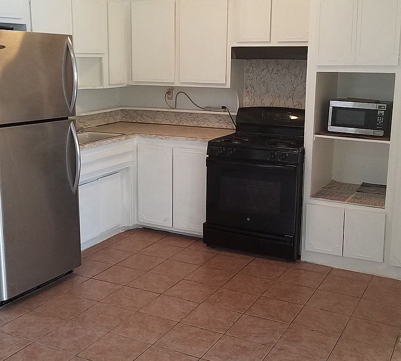 1st image of 1446 E 86th St Floor 2