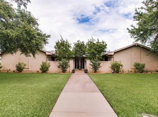 2506 Canterbury Dr, Carrollton, TX 75006