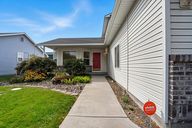 03-Front walkway