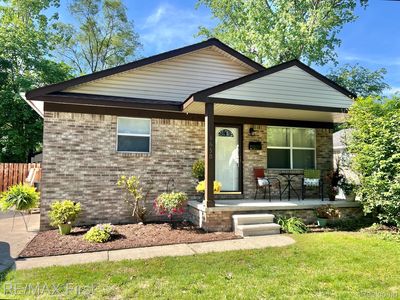 1650 Woodward Hts, Ferndale, MI, 48220