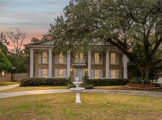 4059 Airport Blvd, Mobile, AL 36608