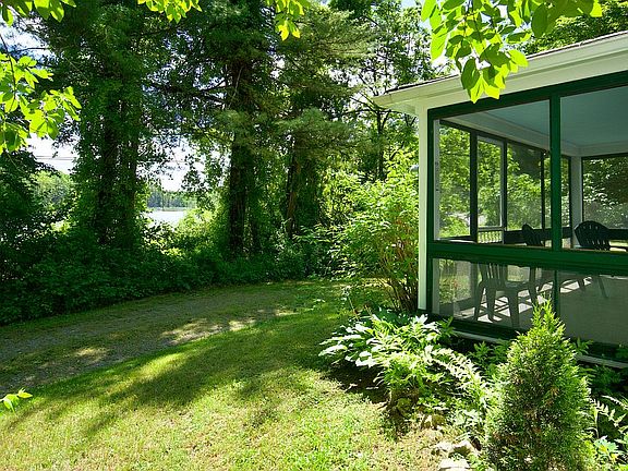 423 North Undermountain Road