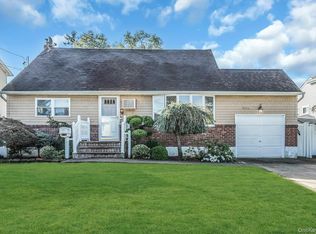 2794 Janet Ave, Bellmore, NY 11710
