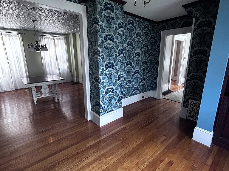 5 N Main St — Photo 6