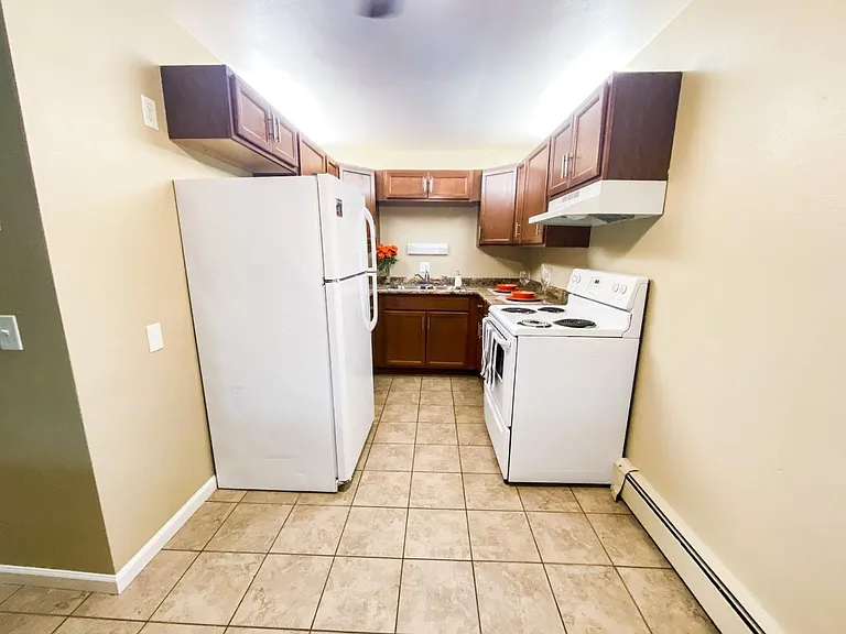 2500 Fiedler Ln #8 — Photo 6