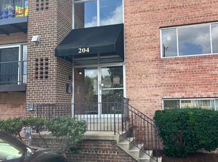 204 E Mason Ave APT 201, Alexandria, VA 22301