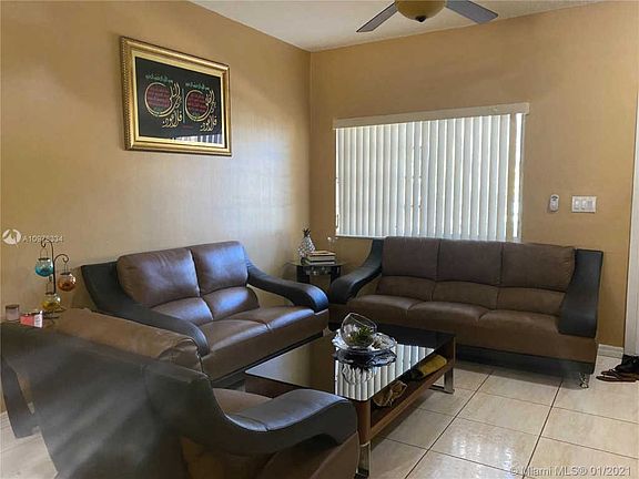 4th image of 10323 SW 20th St #10323