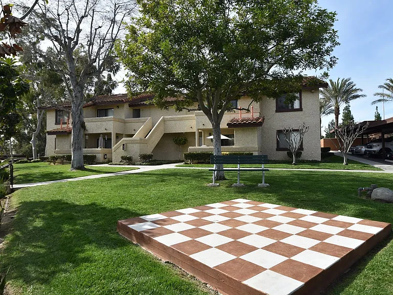 ShadowRidge Country Club Villas — Photo 2