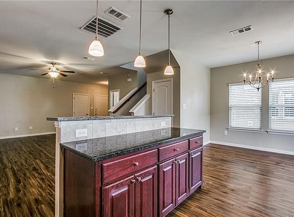 5th image of 4919 Sanger Circle Dr