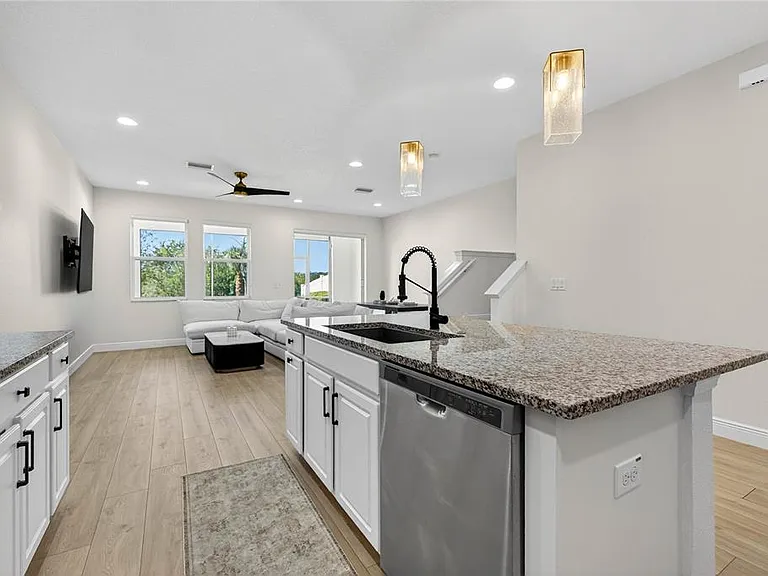 8128 Muddy Pines Pl — Photo 15