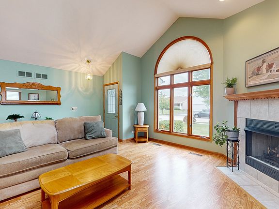 5th image of 1511 Ginny Ln