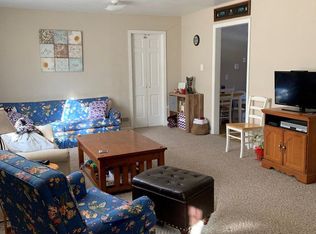 1504 Hillcrest Dr, Manhattan, KS 66502