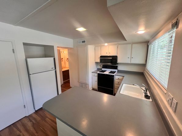 217 Gold Hill Rd