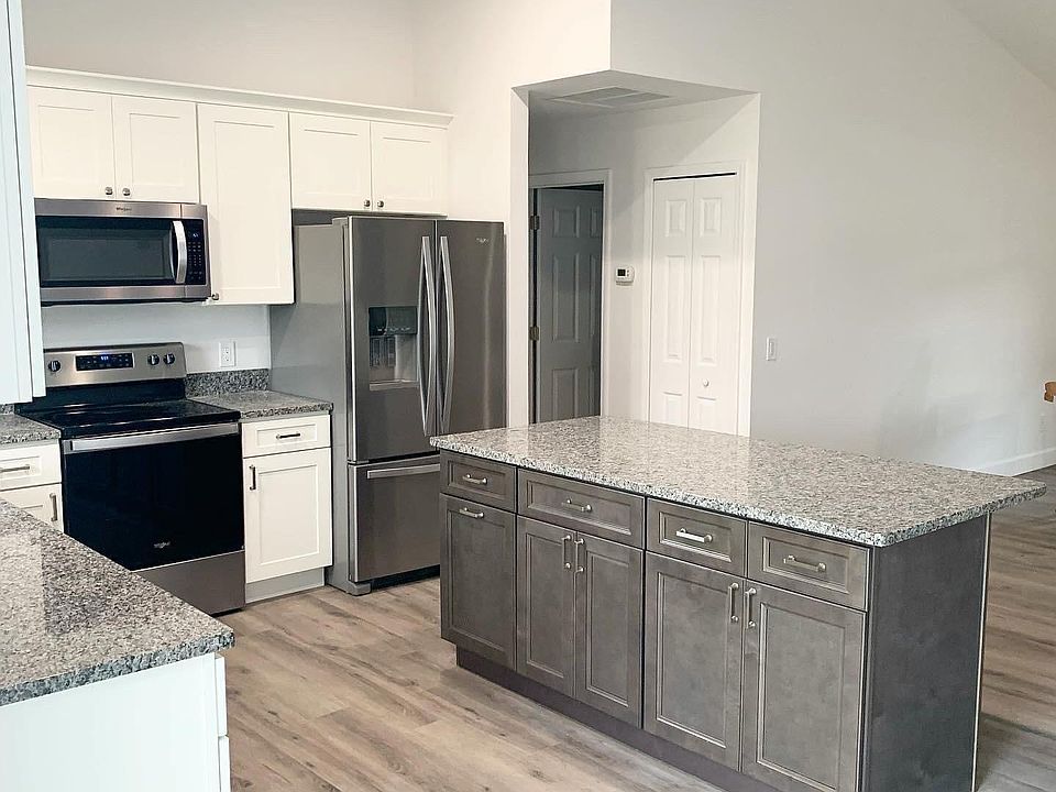 Kitchen, everything is new.