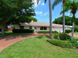 2224 Brookhaven Dr, Sarasota, FL 34239