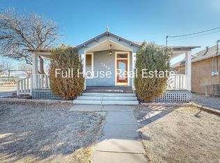 1028 6th St NW, Albuquerque, NM 87102