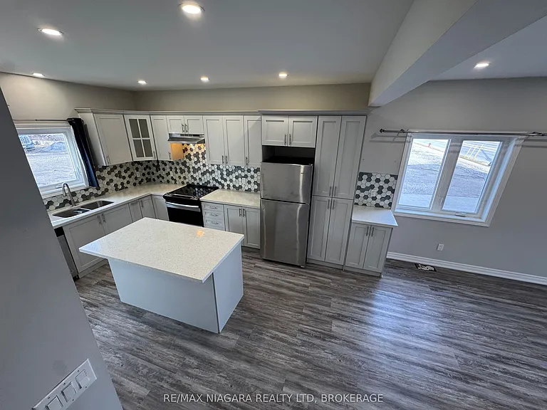 8196 McLeod Rd #1 — Photo 15