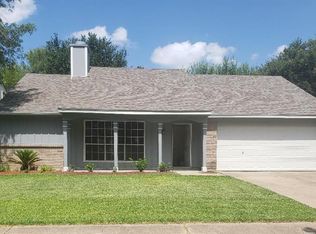 9626 Secretariat Dr, Houston, TX 77065
