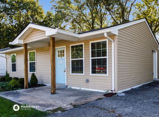 4608 Silverleaf Dr, Louisville, KY 40213