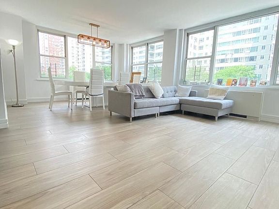 5th image of 250 E 65th St APT 6B