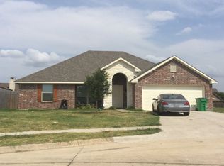 1400 Cedar Knoll Dr, Kaufman, TX 75142