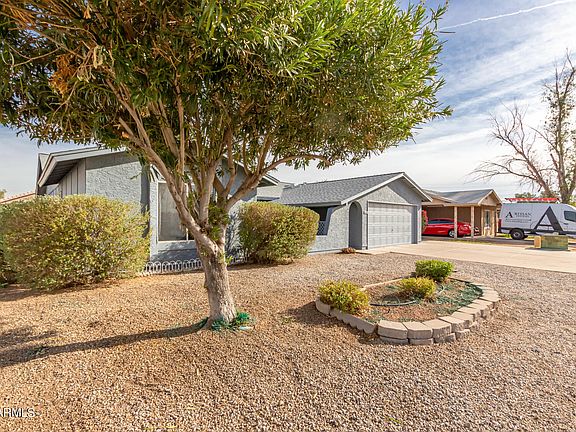 3rd image of 4215 N 108TH Avenue
