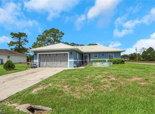 912 Mary Ave S, Lehigh Acres, FL 33974