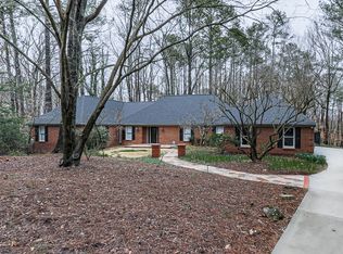 8115 River Cir, Sandy Springs, GA 30350