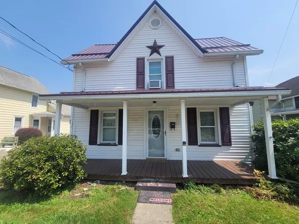 103 S East St, Sayre, PA 18840
