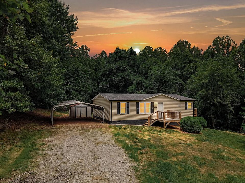 1st image of 304 Ridgelake Rd