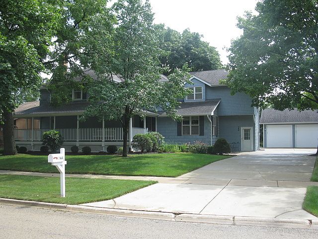 1st image of 744 Plentywood Ln