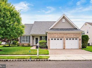 4 Morning Glory Dr, Marlton, NJ 08053