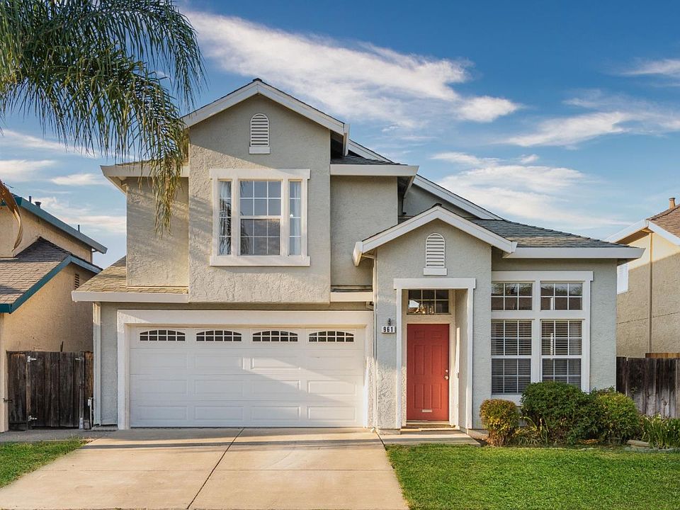 1st image of 961 Woodcreek Way