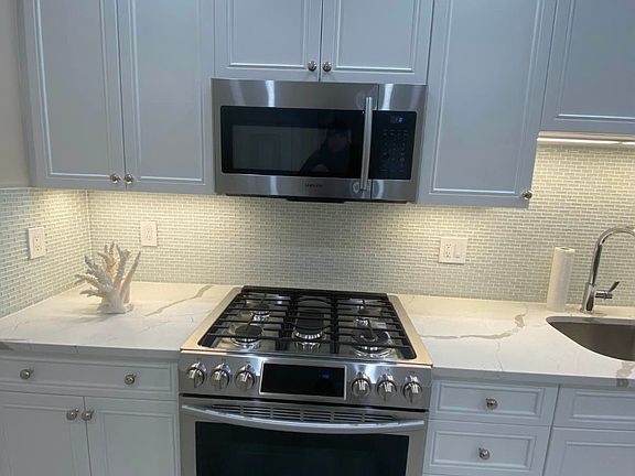 3rd image of 4034 Surf Ave Floor 1