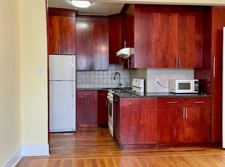 45-23 215th St, Bayside, NY 11361