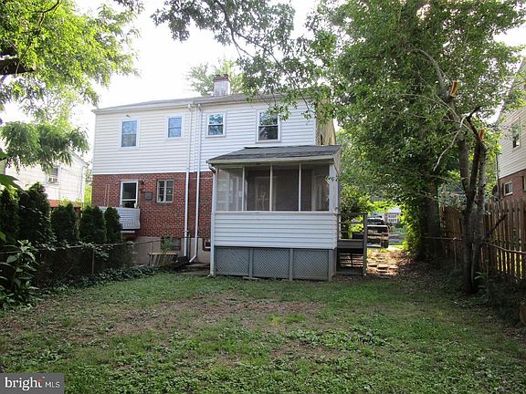 2nd image of 6803 Kenyon Dr