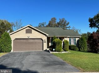 153 Ginger Ln, Mifflintown, PA 17059